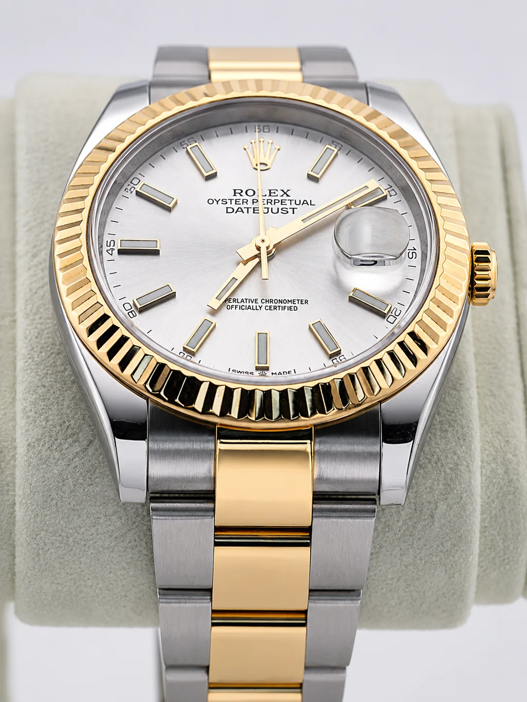 Rolex Datejust 41 Gold detail 3