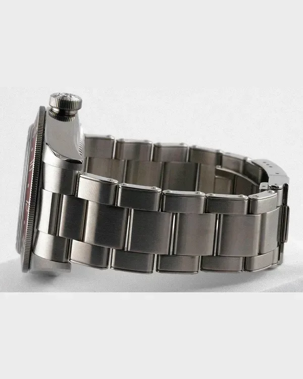 Tudor Black Bay GMT "Pepsi" 41MM detail 10