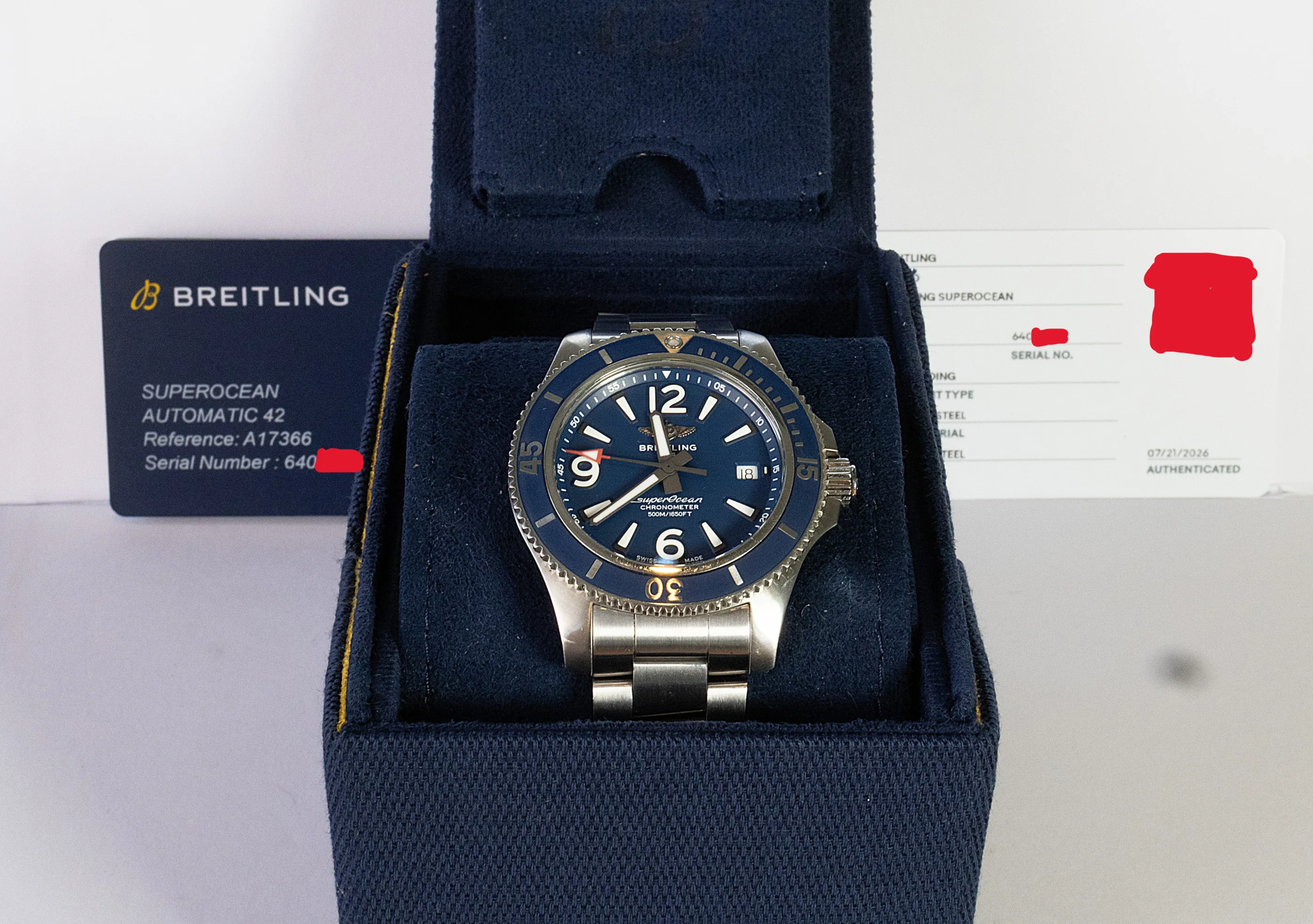 Breitling Superocean detail 13