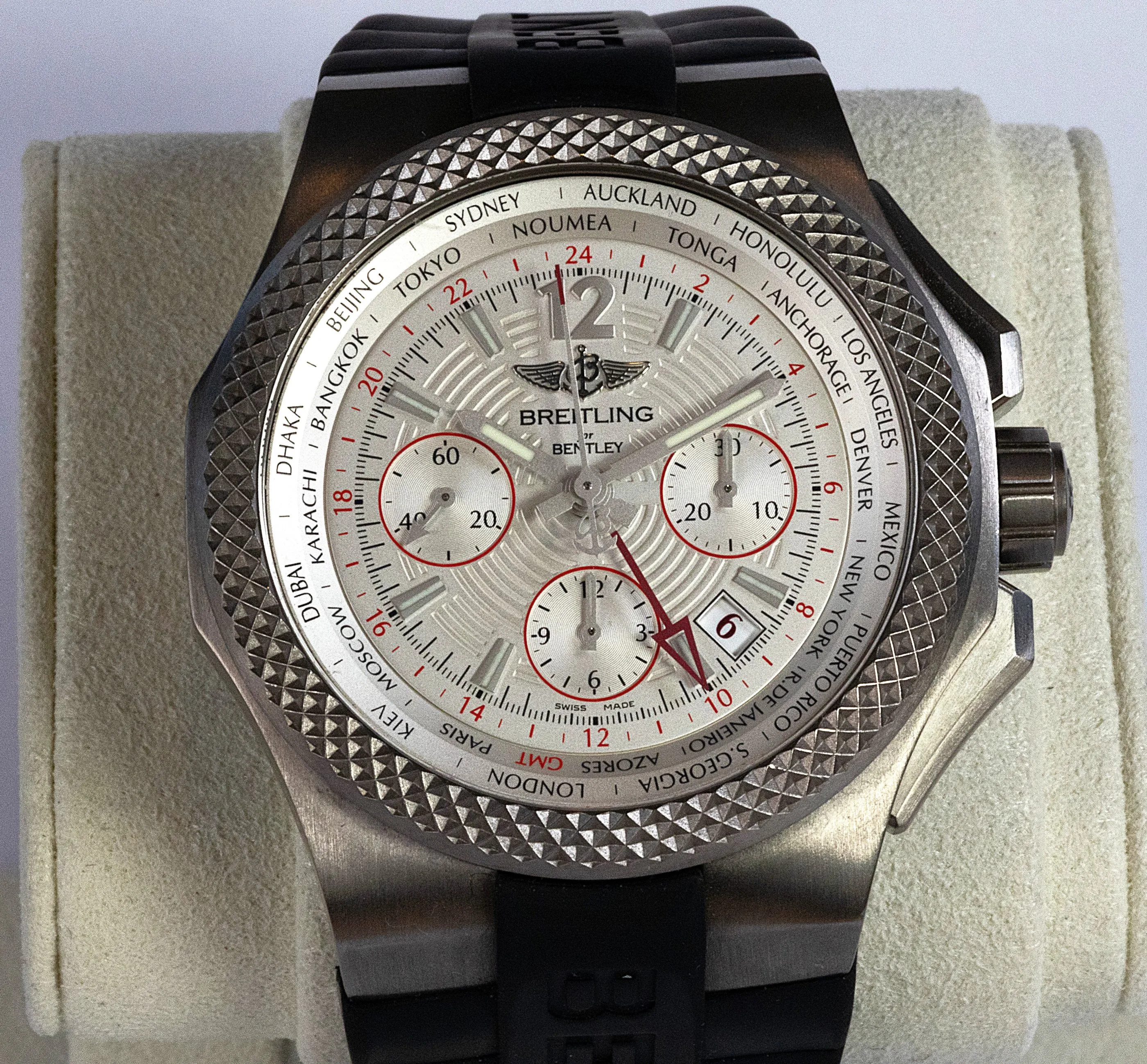 Breitling Bentley GMT detail 6