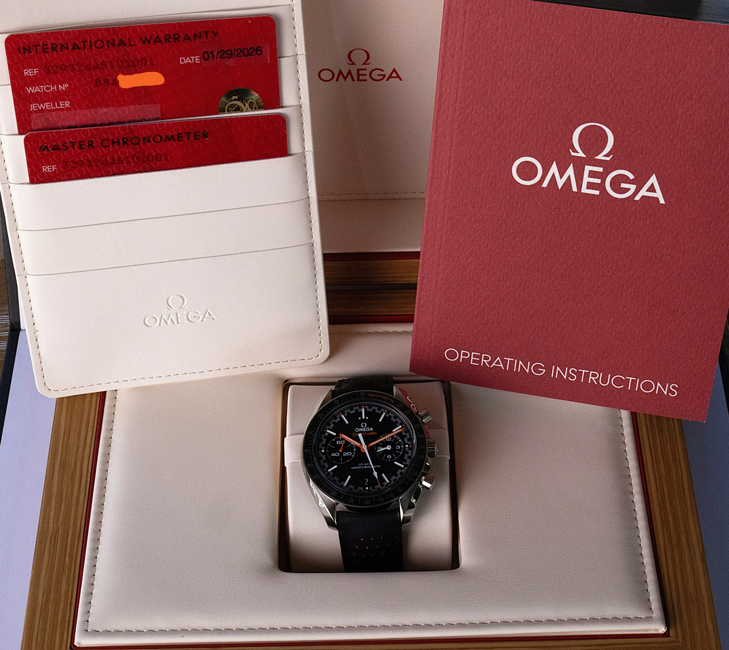 Omega Speedmaster Racing detail 3