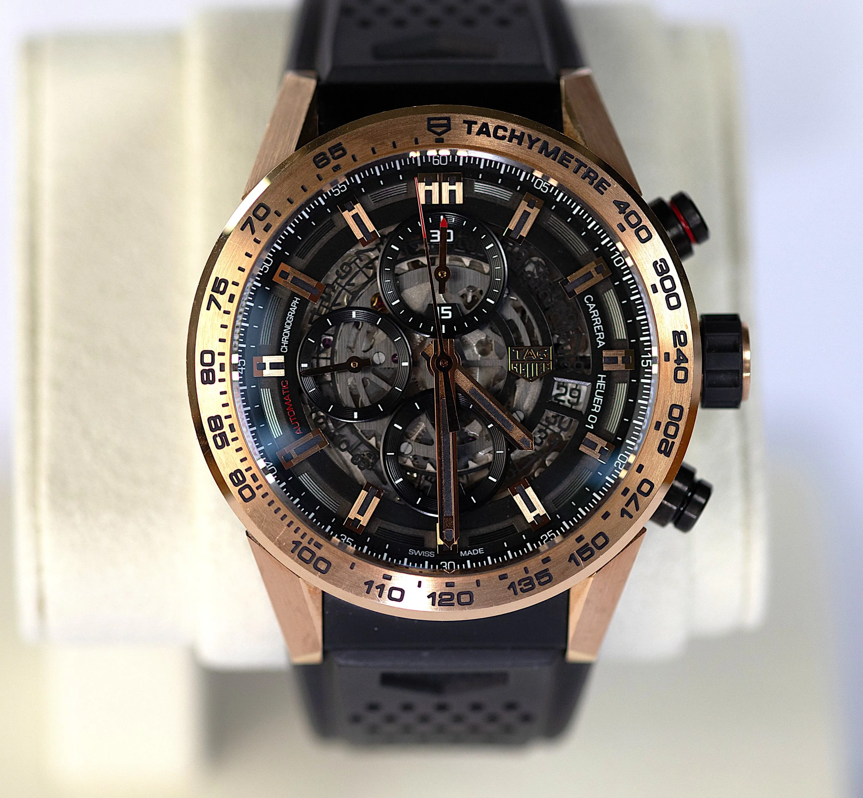 Tag Heuer Carrera Calibre Heuer 01 Chrono 18kt Rose Gold detail 7