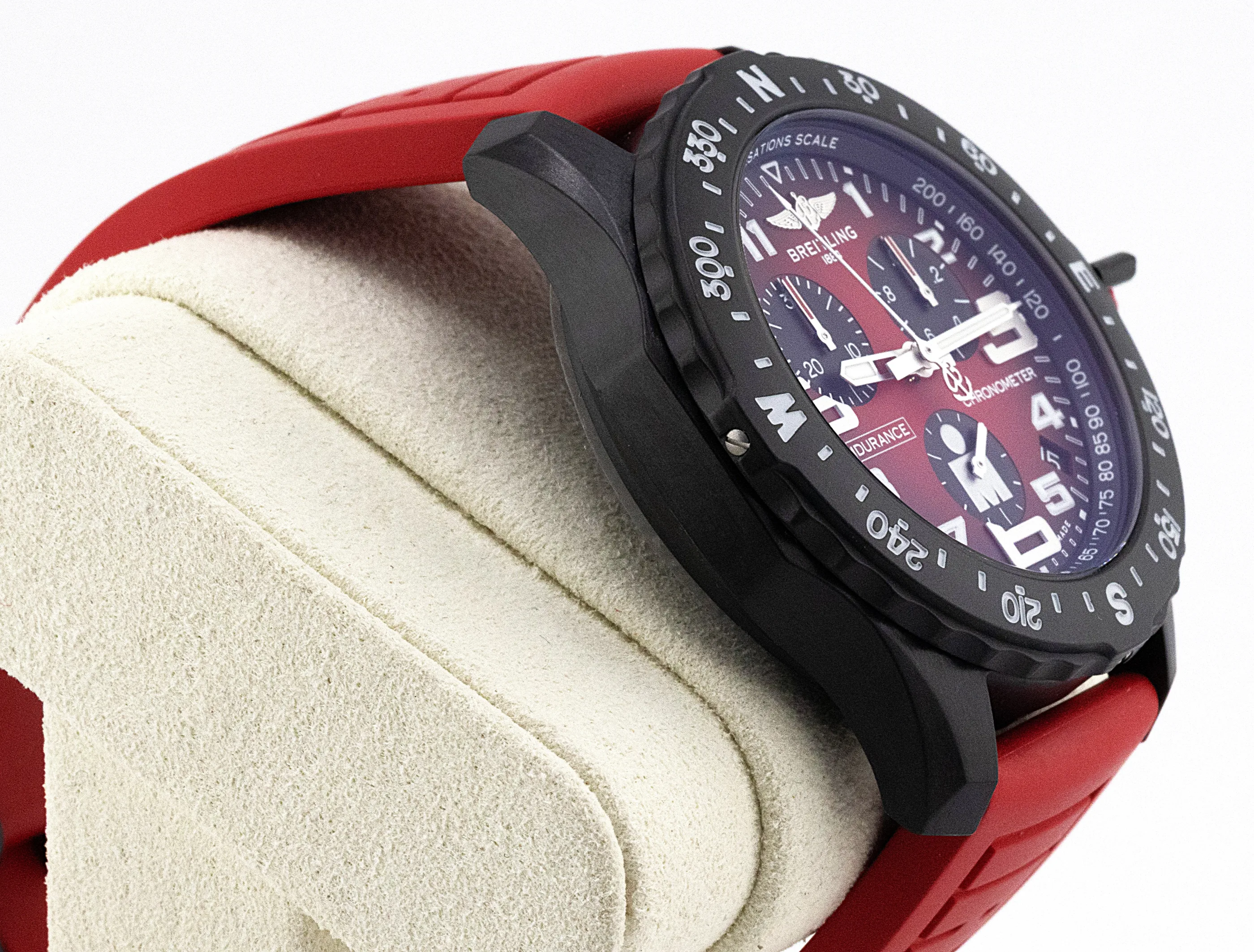 Breitling Endurance Pro Ironman detail 6