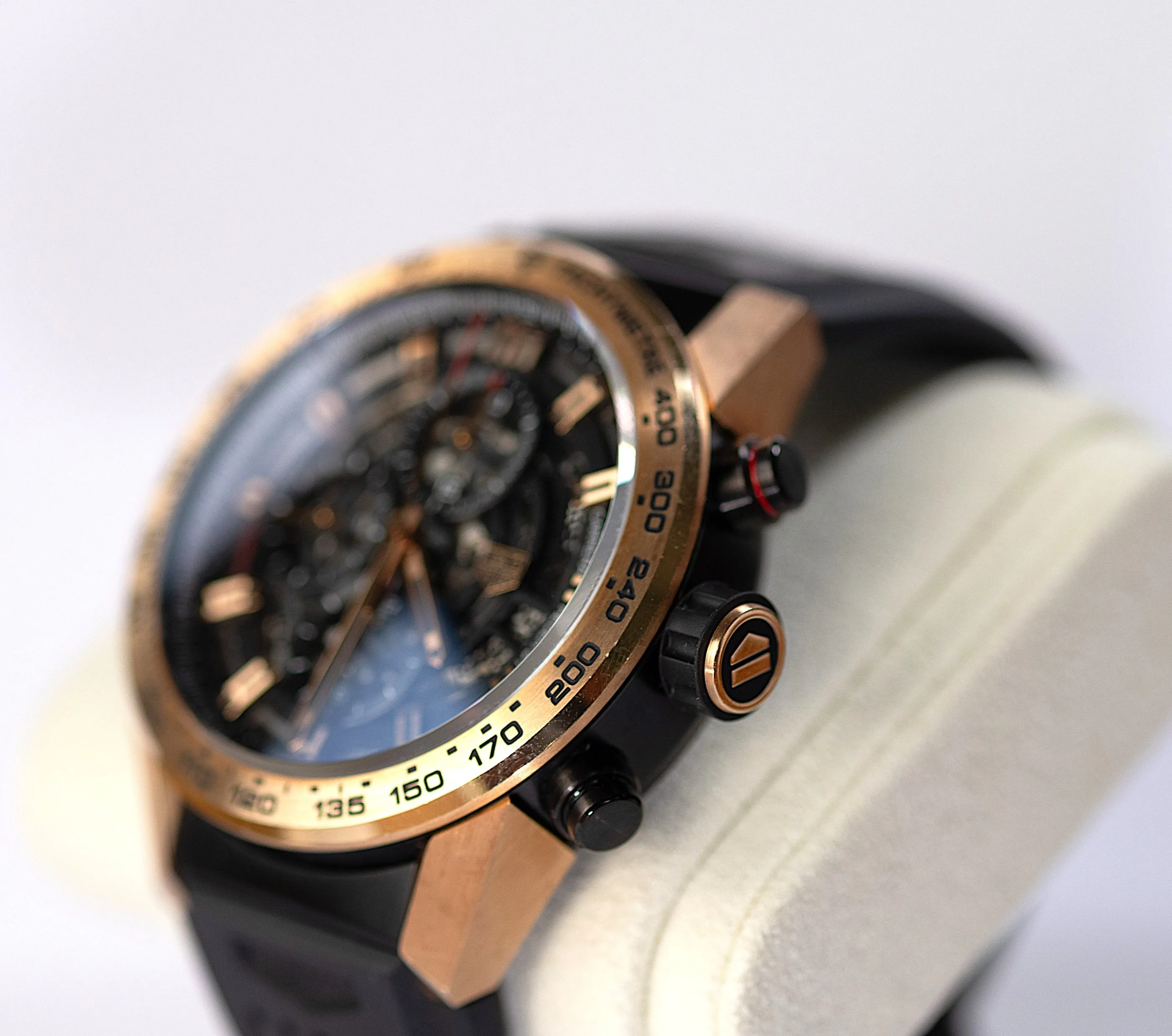 Tag Heuer Carrera Calibre Heuer 01 Chrono 18kt Rose Gold detail 5