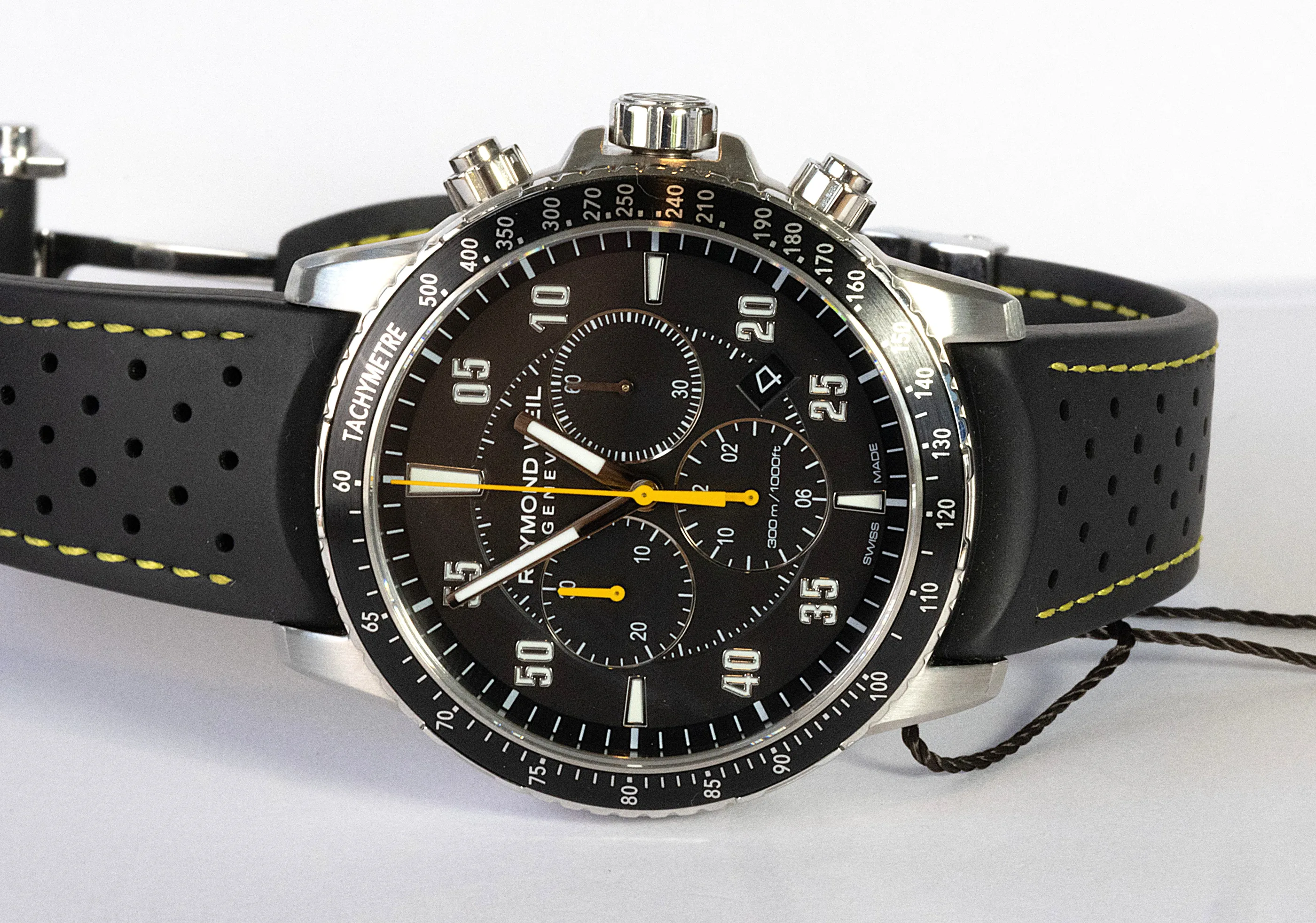 Raymond Weil Tango 300 Chronograph detail 1