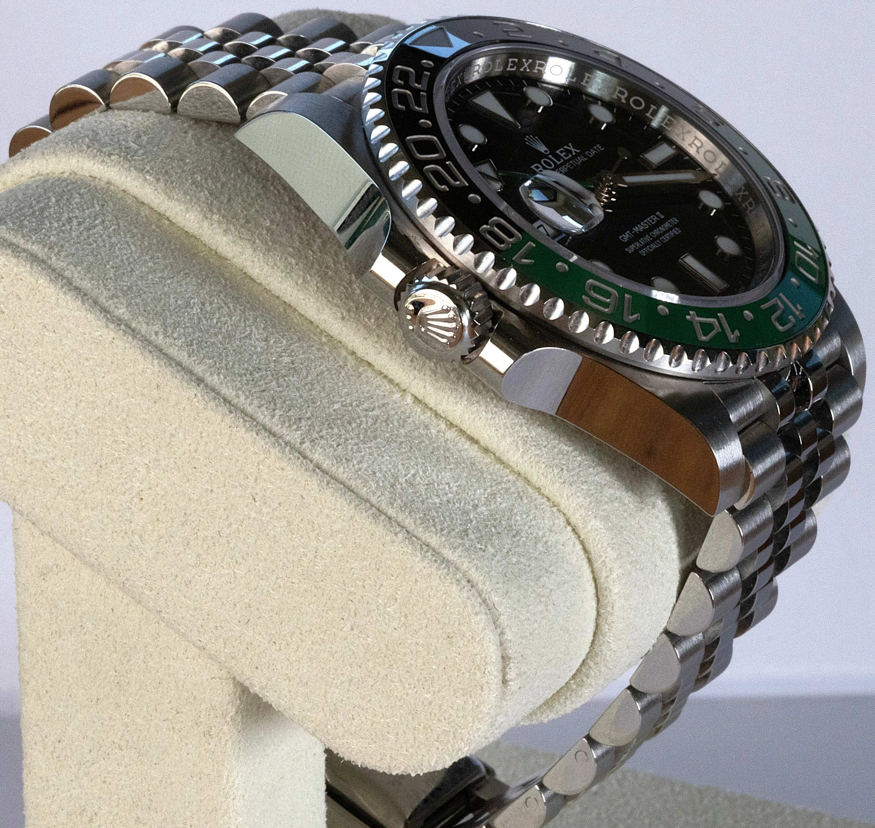 Rolex GMT Master II "Sprite" detail 9