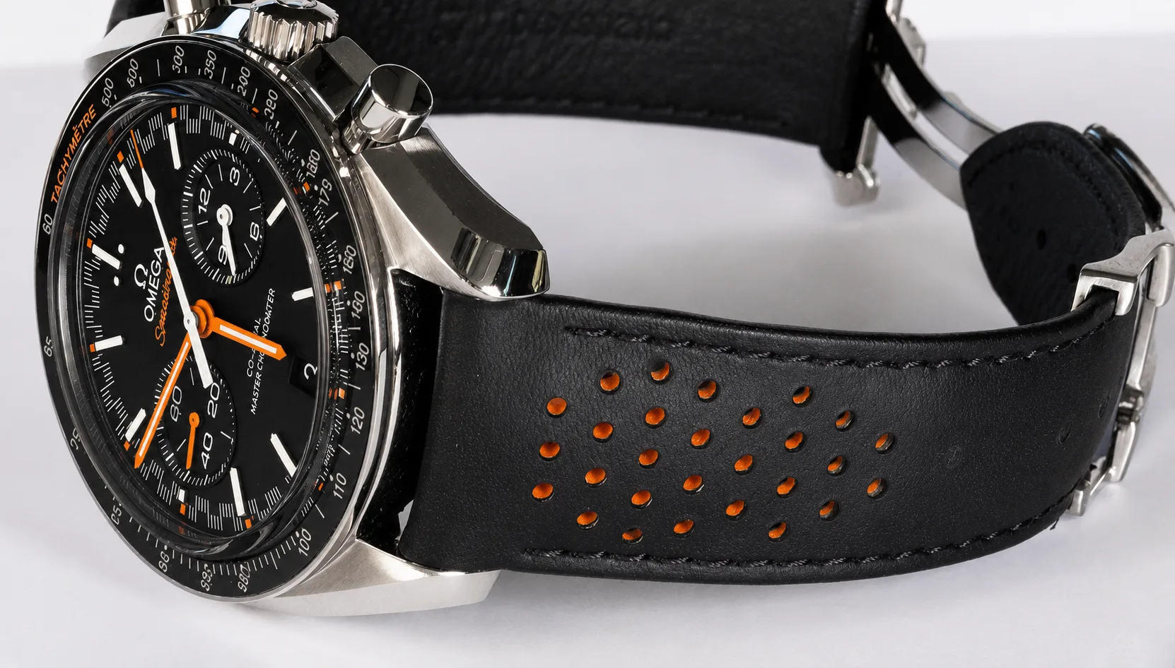 Omega Speedmaster Racing detail 12