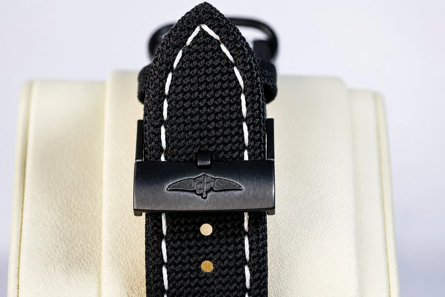 Breitling Avenger Seawolf Night Mission detail 10