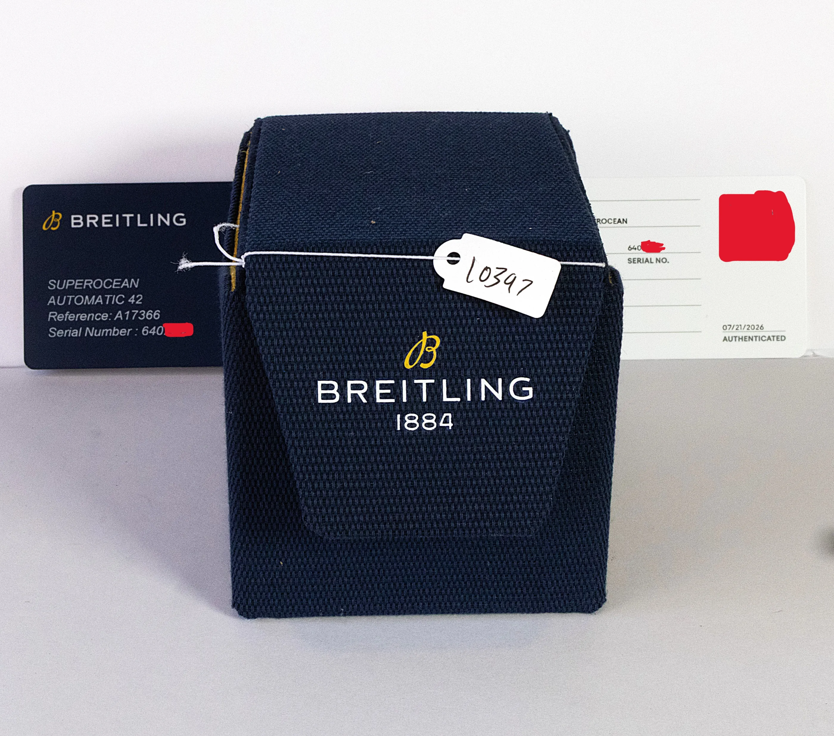 Breitling Superocean detail 14