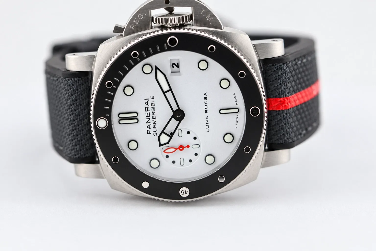 Panerai Submersible Luna Rossa White Dial