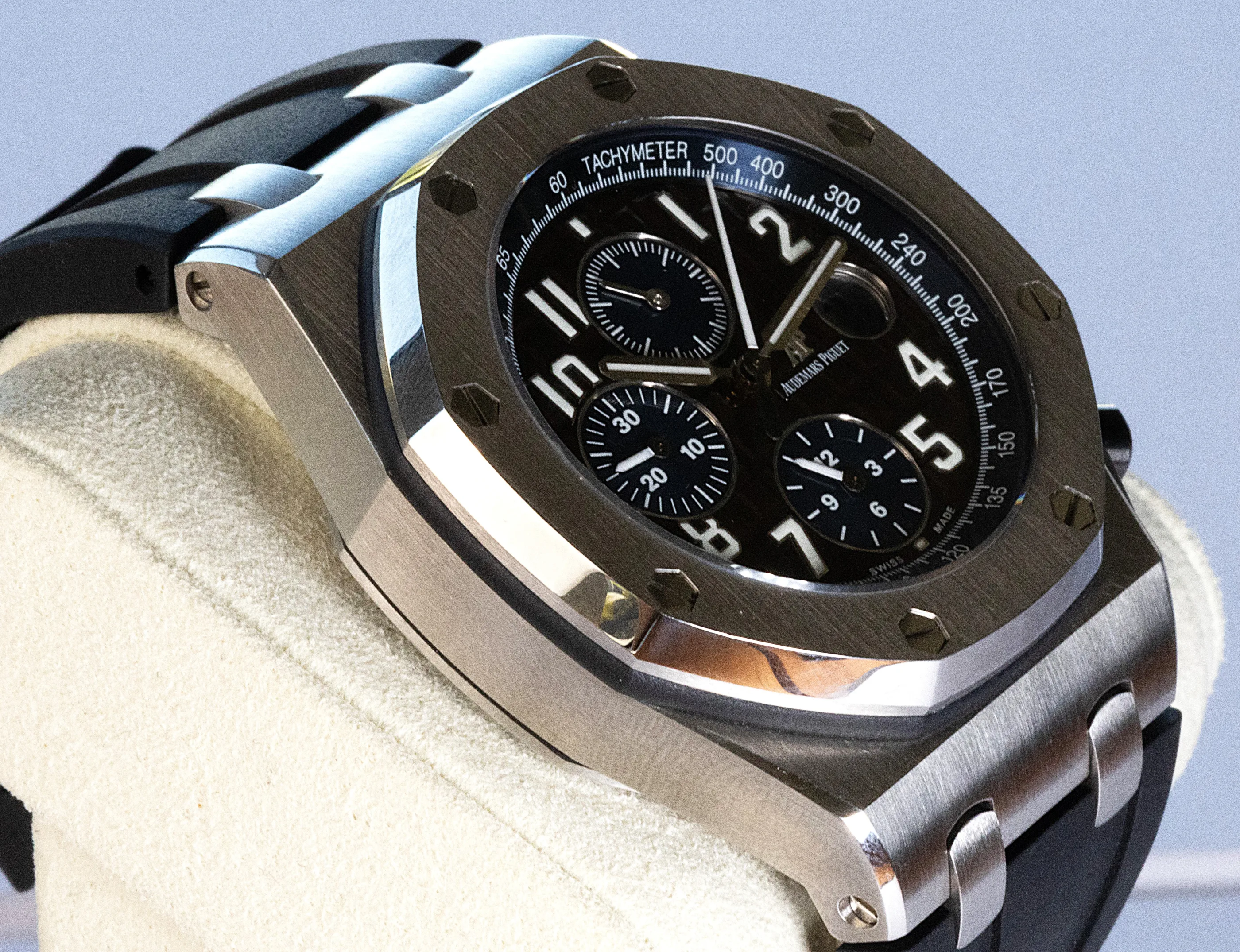 Audemars Piguet Royal Oak Offshore Havana detail 2
