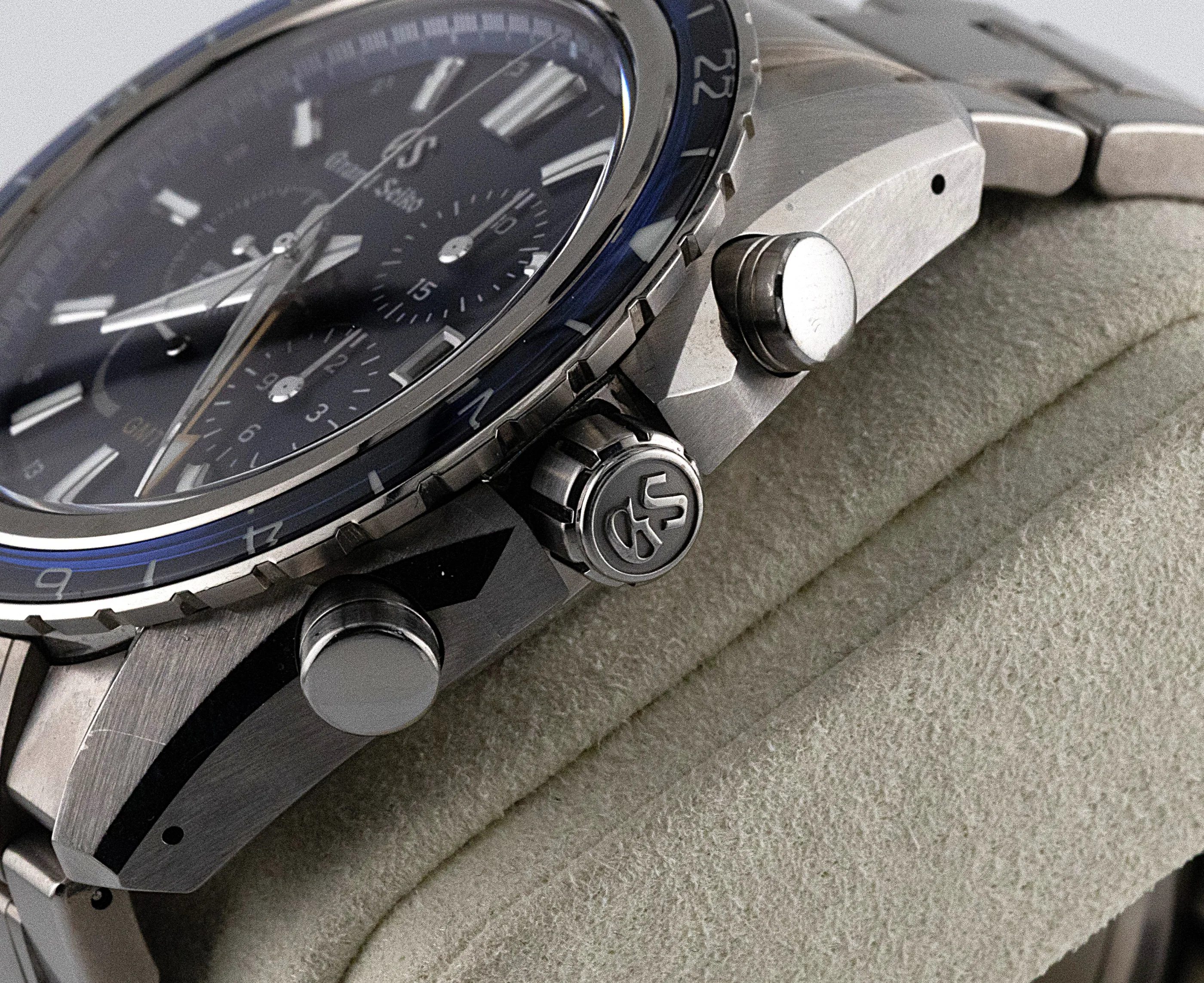 Grand Seiko Evolution 9 Spring Drive Chronograph GMT detail 5