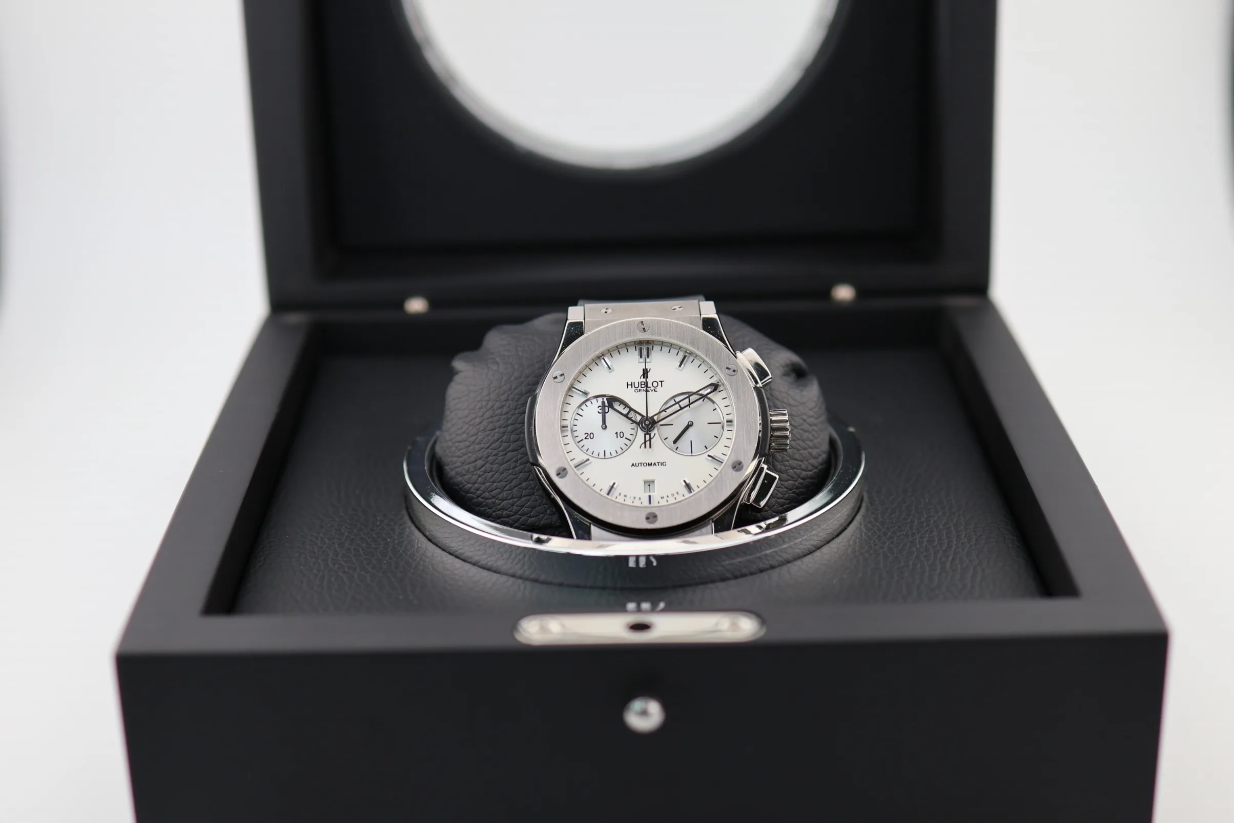 Hublot Classic Fusion Chronograph detail 9