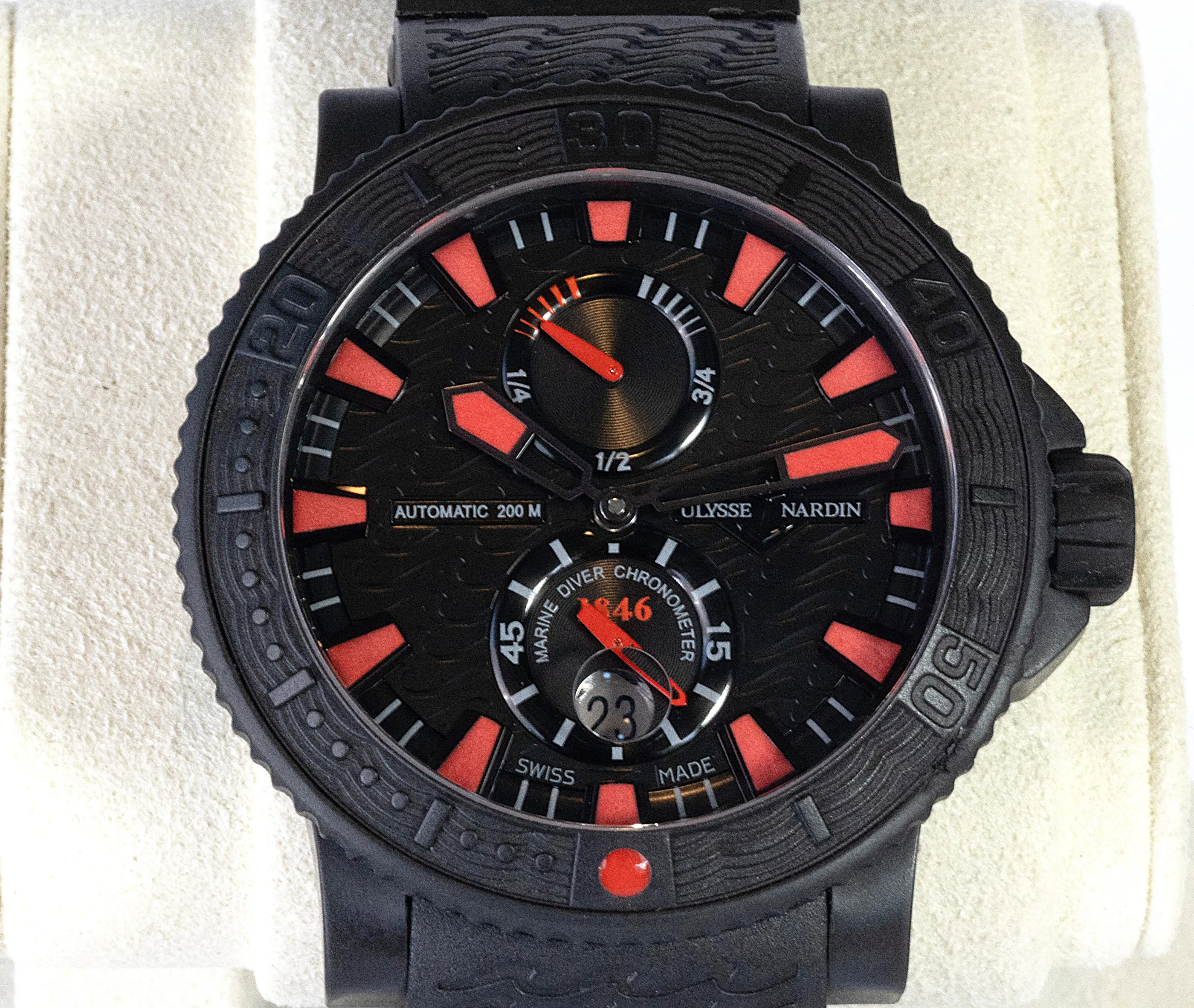 Ulysse Nardin Maxi Marine Diver detail 1