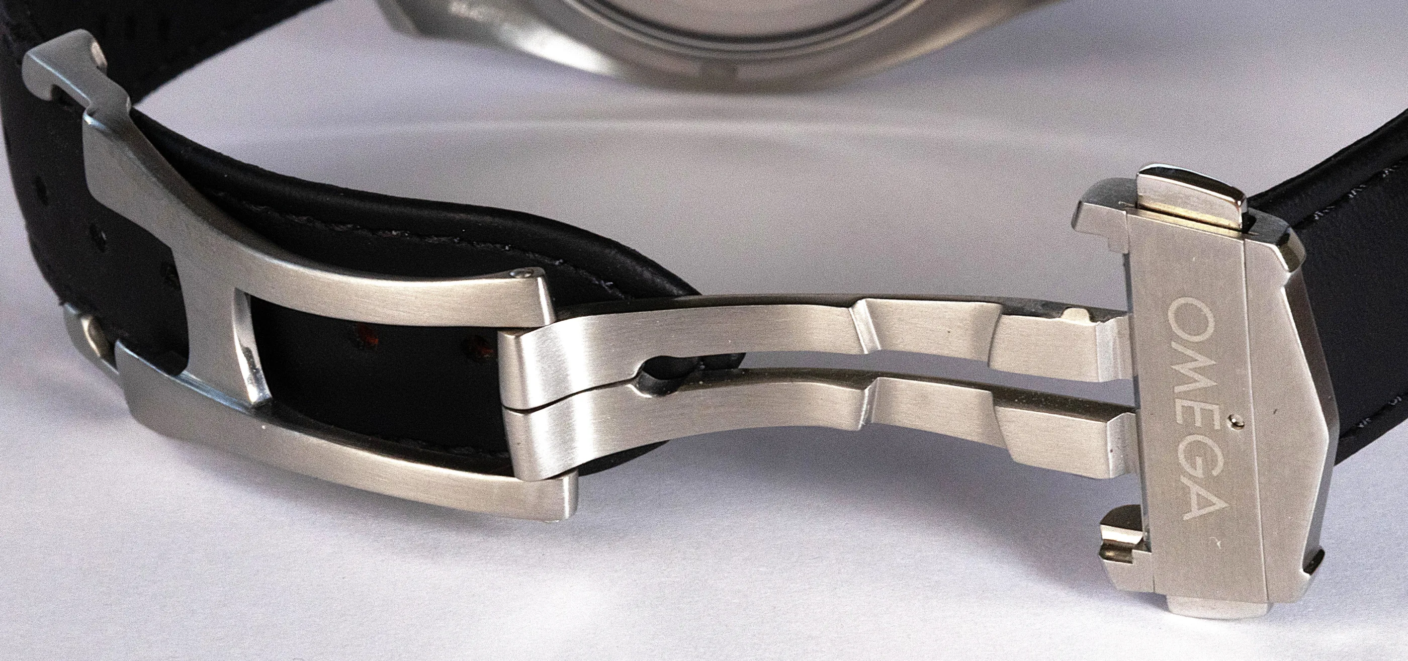Omega Speedmaster Racing detail 9